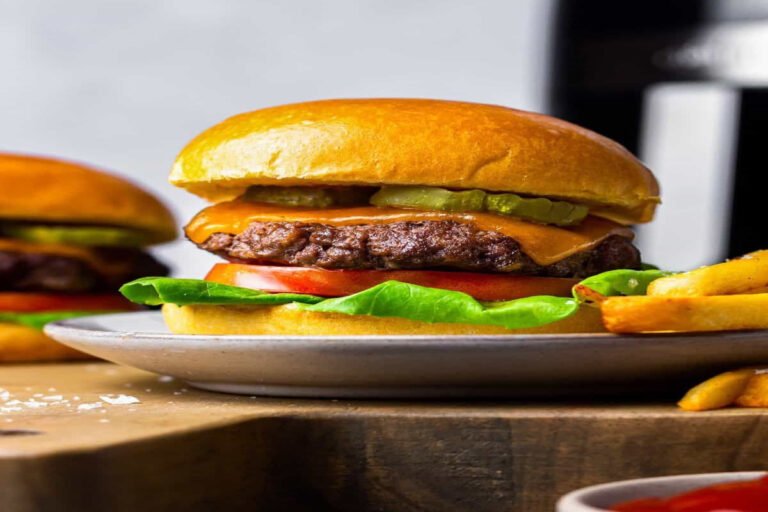 How To Reheat A Burger In The Air Fryer: Crispy Fast Method